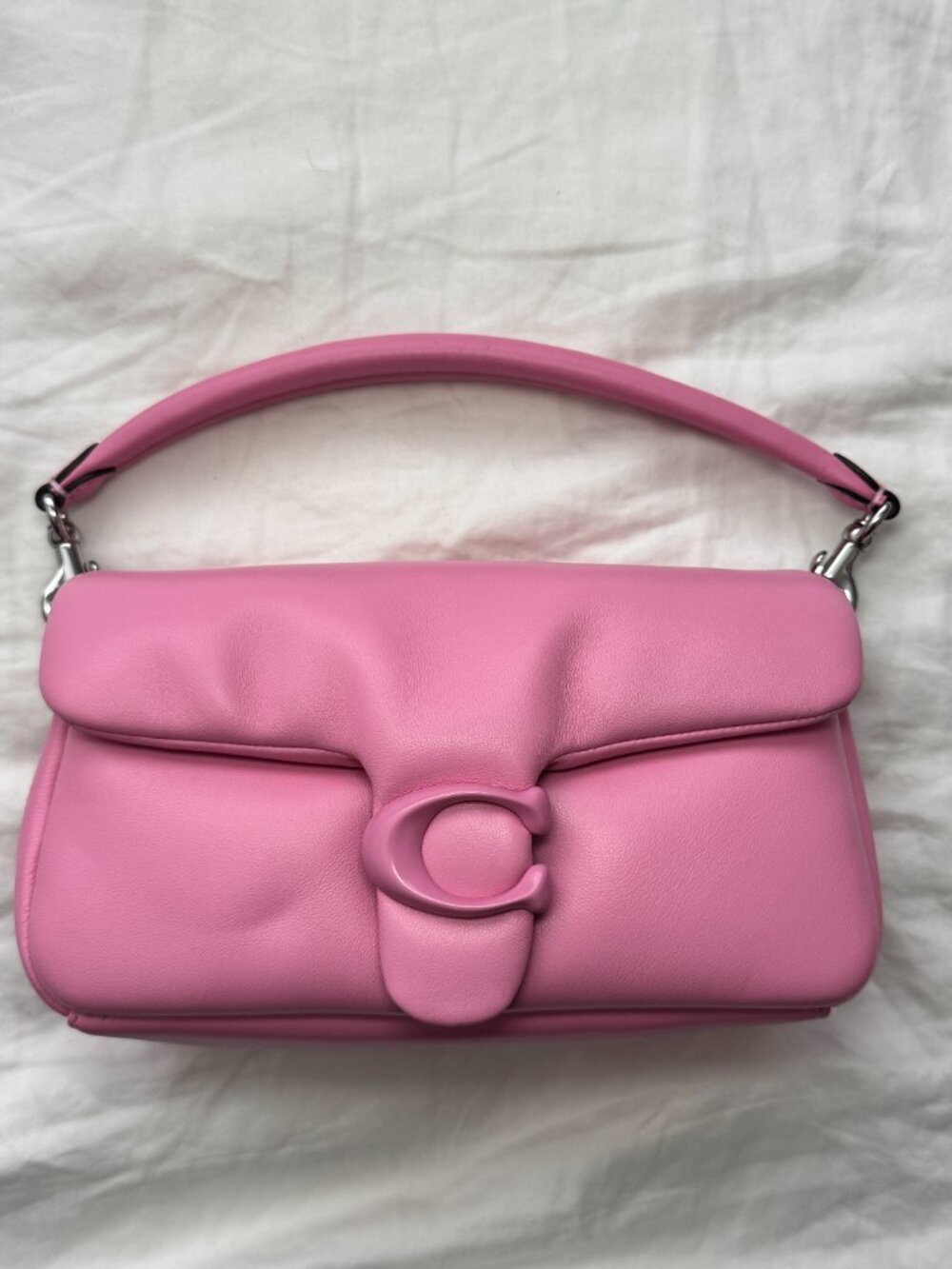 Coach The Summer I Turned Pretty 20 Pillow Tabby Bag Vivid Pink - No Hang Tags - Picture 3 of 9